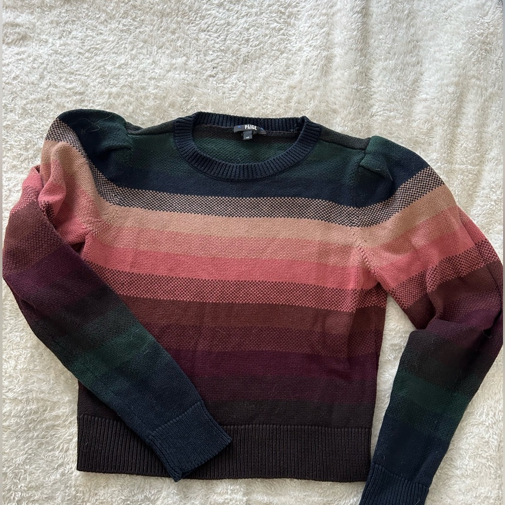 Paige puff sleeved sweater size medium